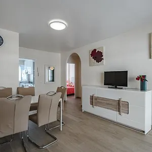  Apartment Apartamento Sur Los Cristianos Spain