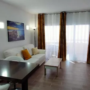  Apartment Luminoso Y Bonito Con Piscina En Frente Del Mar Spain